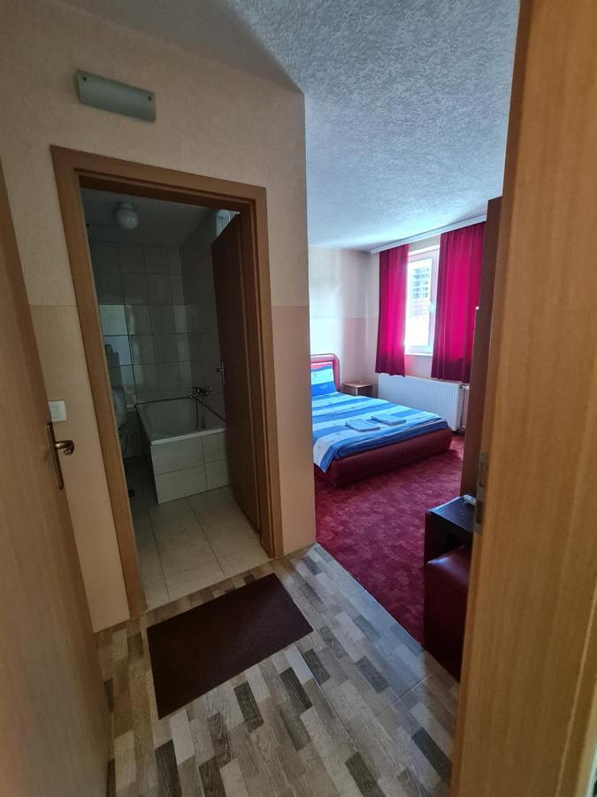 Holiday Ferizaj Luaran gambar