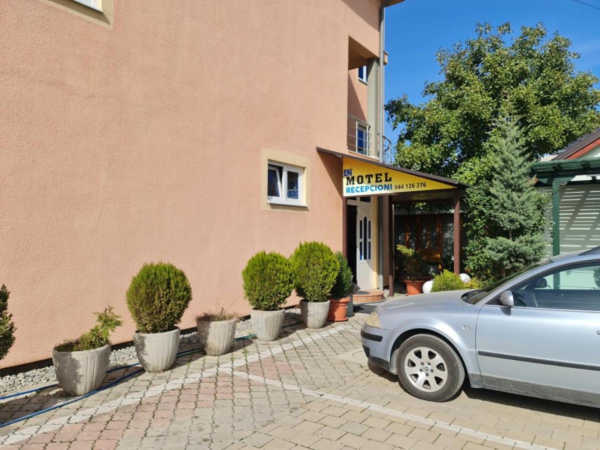 Holiday Ferizaj Luaran gambar