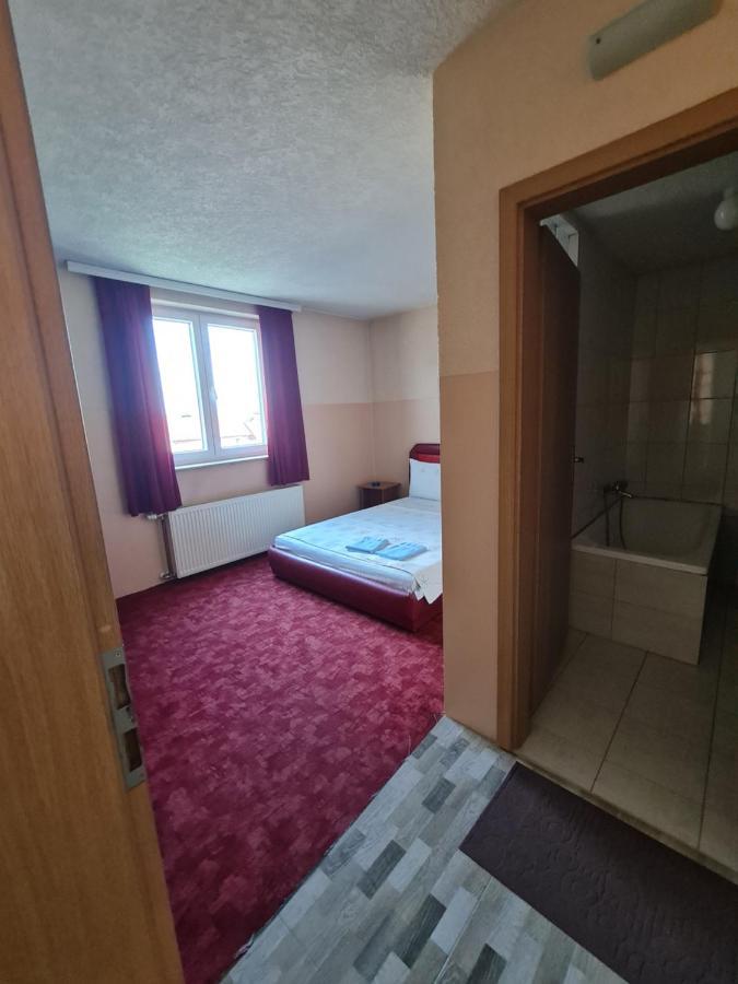 Holiday Ferizaj Luaran gambar